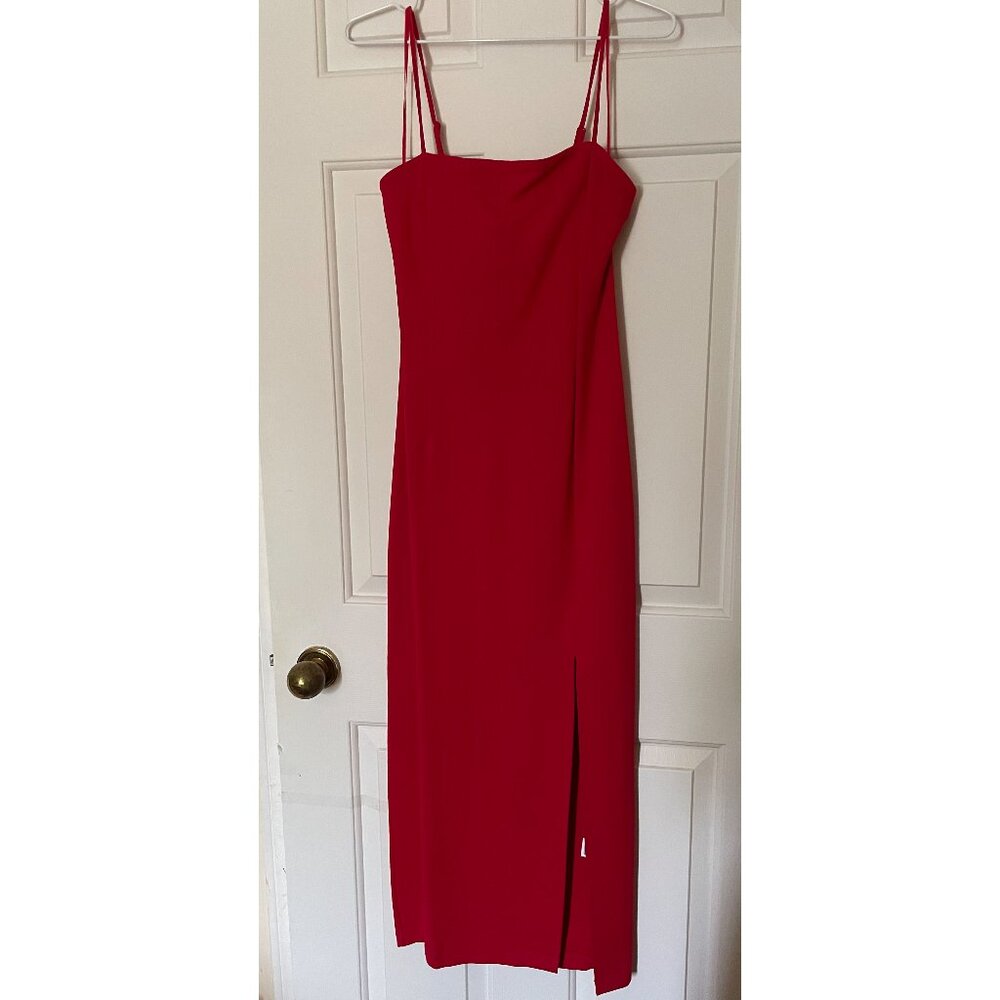 NWOT Red bodycon midi dress with slit